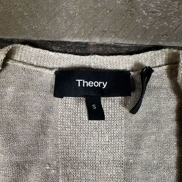 Theory Women’s Size Small Torina Slit Cardigan Sweater Cream Long Sleeve Knit - Picture 5 of 5